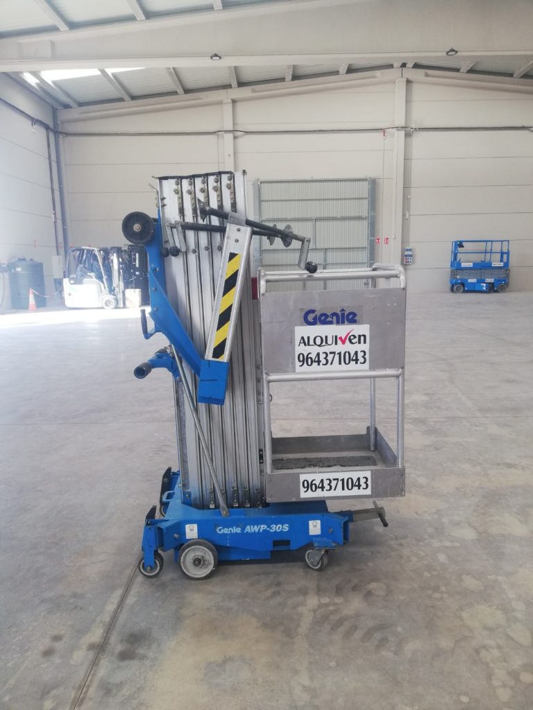 Genie Awp30S Alquiler Plataformas Tijera Diesel Alquiven